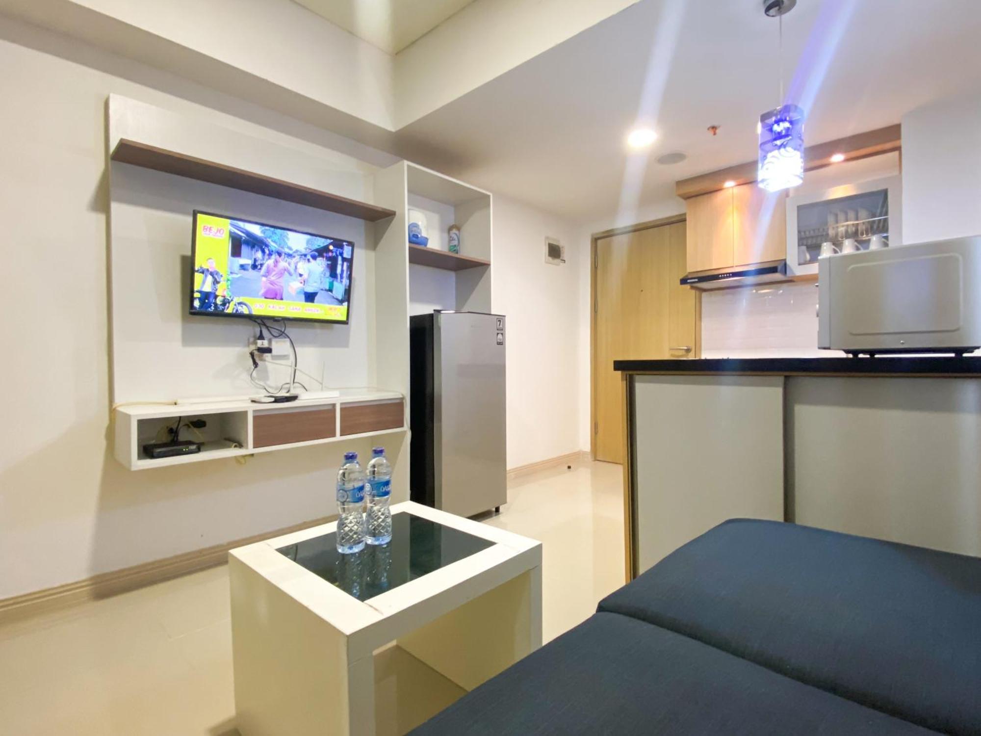 Comfortable 2Br At 25Th Floor Meikarta Apartment By Travelio Cikarang Bagian luar foto